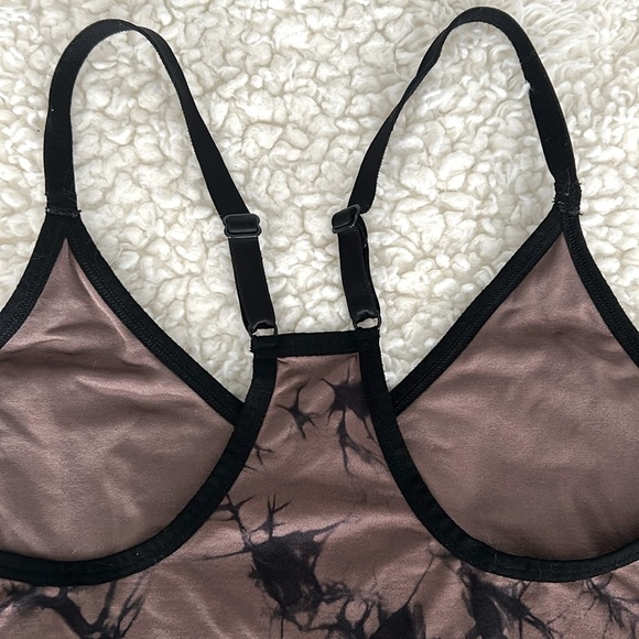 VS PINK SET Sports Bra and Long Leggings - Picture 4 of 12